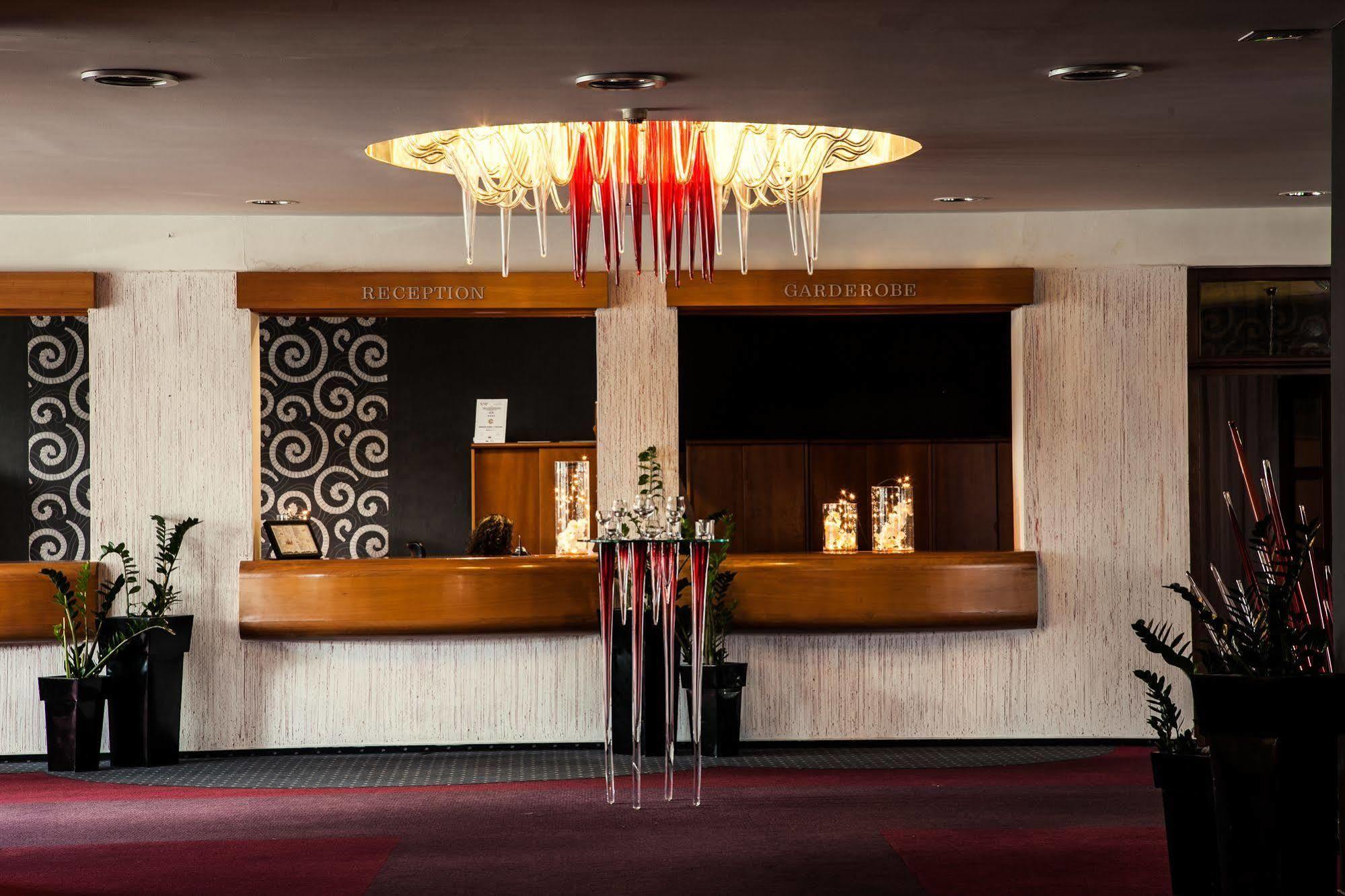 Parkhotel Morris Nový Bor 외부 사진